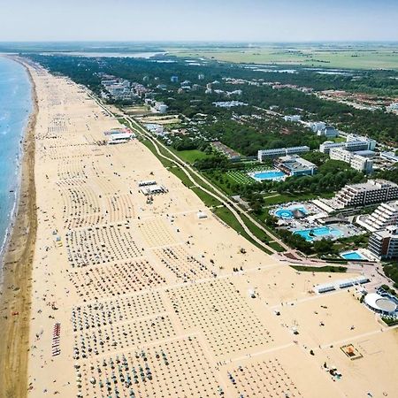 Appartamenti Sirio Via Pesci 6,8,14 Bibione Exterior foto