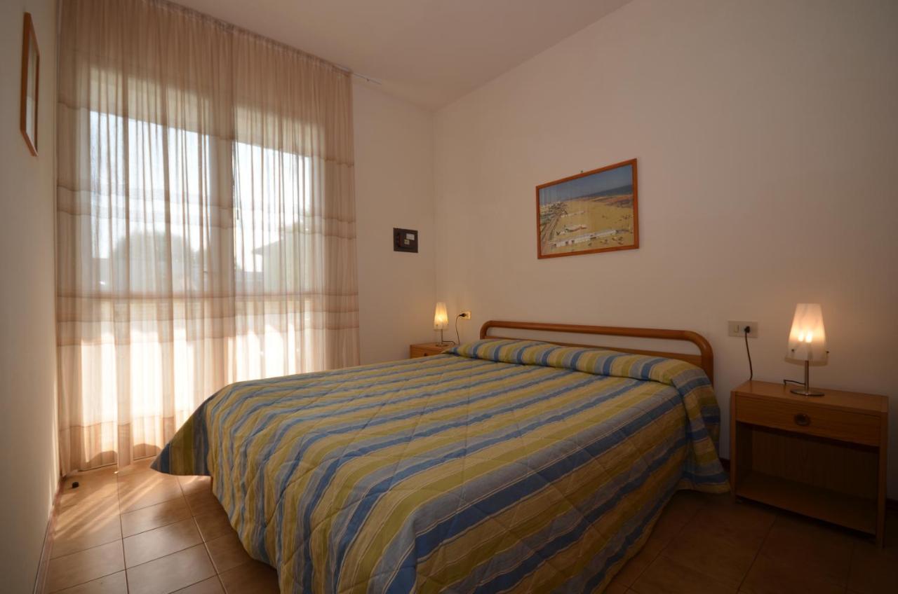Appartamenti Sirio Via Pesci 6,8,14 Bibione Exterior foto