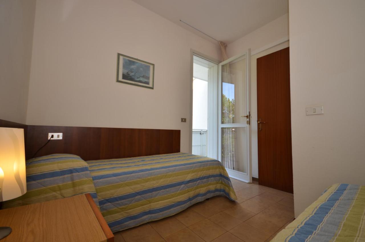 Appartamenti Sirio Via Pesci 6,8,14 Bibione Exterior foto