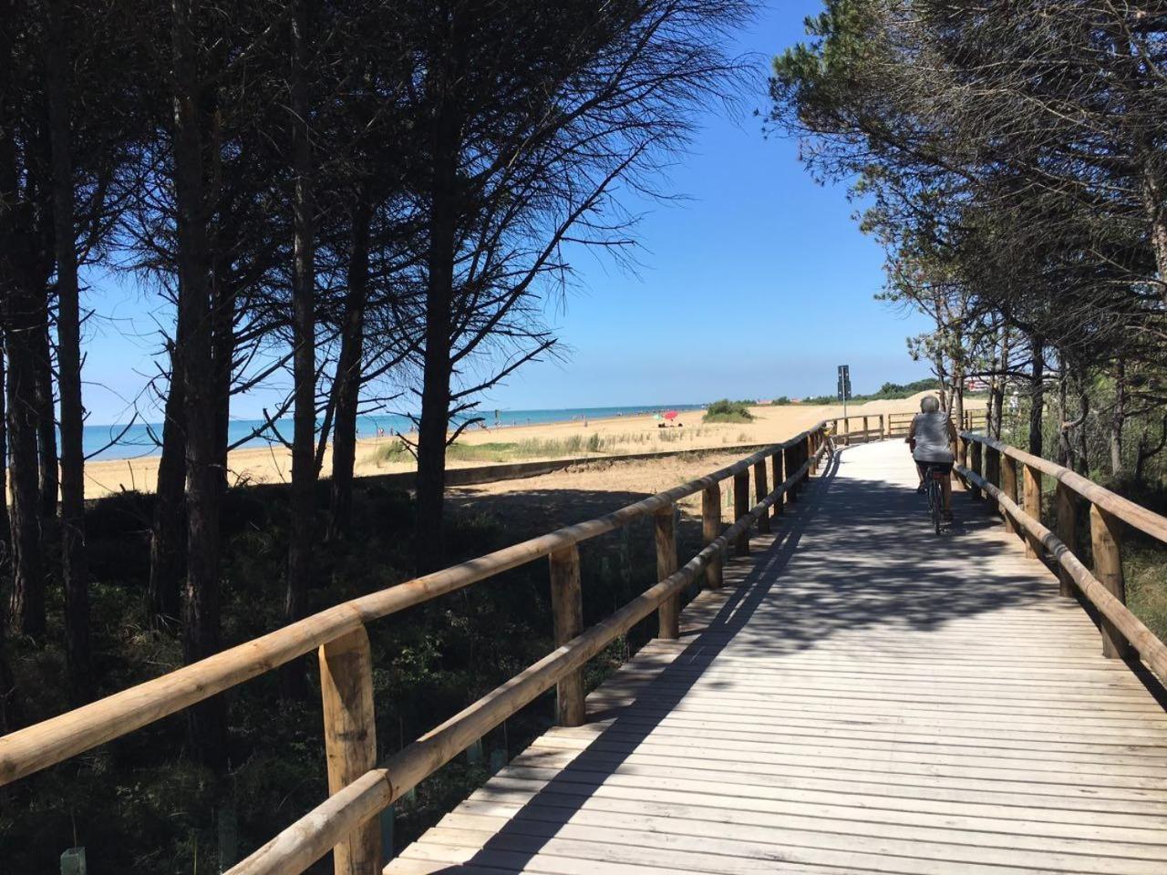 Appartamenti Sirio Via Pesci 6,8,14 Bibione Exterior foto