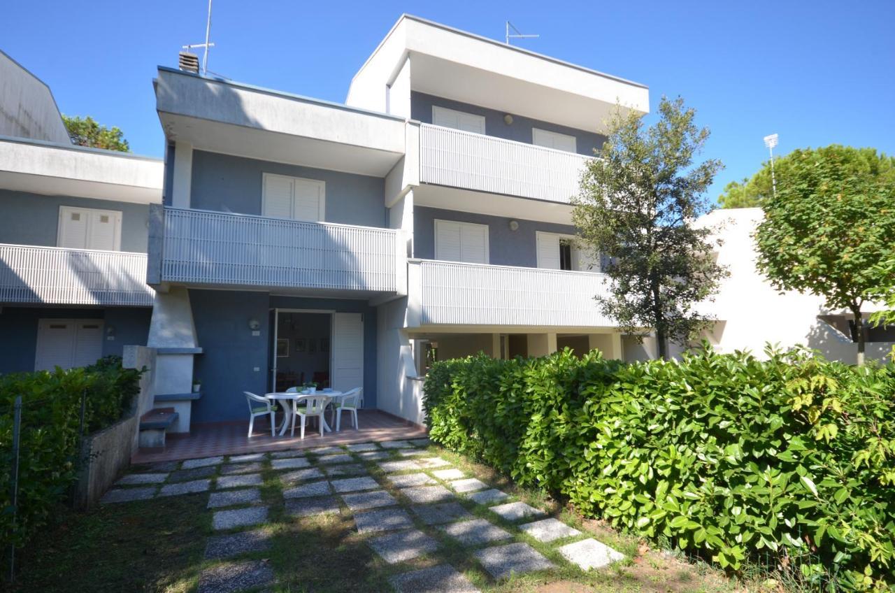 Appartamenti Sirio Via Pesci 6,8,14 Bibione Exterior foto