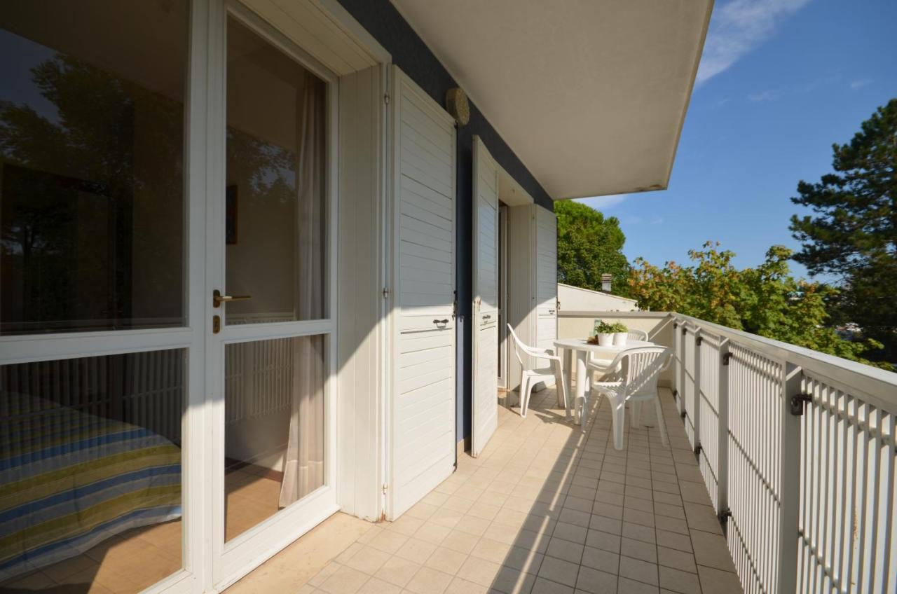 Appartamenti Sirio Via Pesci 6,8,14 Bibione Exterior foto