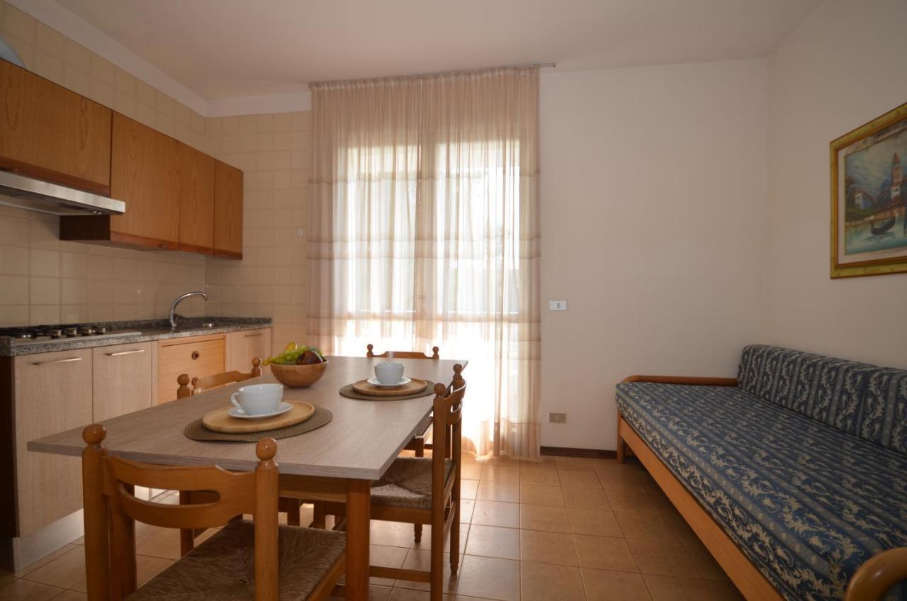 Appartamenti Sirio Via Pesci 6,8,14 Bibione Exterior foto